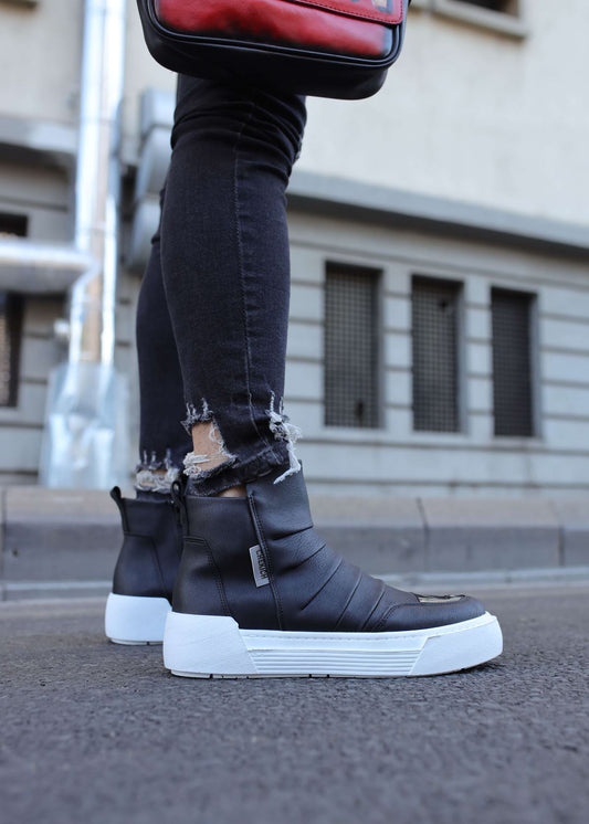 Luka Contrast vegan leather ankle boot in black with mirror toe cap by Apollo Moda