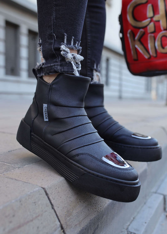 Luka Noir ankle boot in black by Apollo Moda, view 2